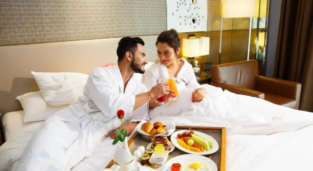 Номер Standard с видом на бассейн Courtyard by Marriott Agra