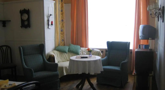 Hotel Knöpel, Забронировать Отель Висмар Мекленбург-Померания, рядом с Порт Висмар