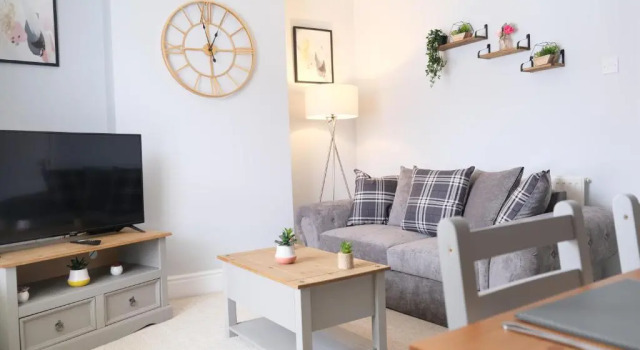 Striking&Cosy Contractor Apartment & Close to M1 & City Centre & Families, Varaa Huoneisto Asunnot kohteessa Merseyside, Huoneisto
