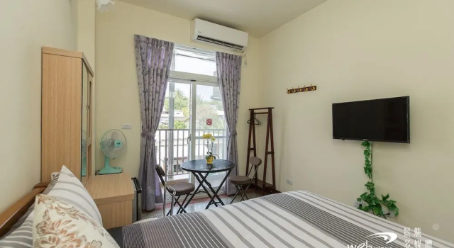 Двухместный номер Classic c 1 комнатой с балконом и с видом на горы Blackfoot Homestay