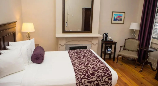 Двухместный номер Deluxe Inn on St. Peter, a French Quarter Guest Houses Property