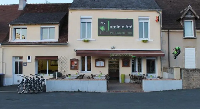 Au Jardin d'été, Prenota Hotel Montgivray 
