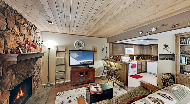 3980lk12 2 Bedroom Condo