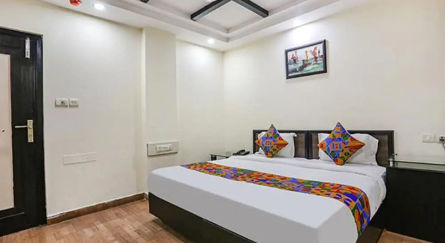 Номер Deluxe FabHotel Blue Moon Home Stay