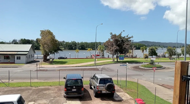 Innisfail Riverfront Motel, Buchen Sie Motel Innisfail Queensland, in der Nähe von Art Deco Architecture