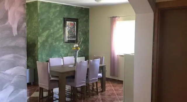 Apartment and Room Marlen