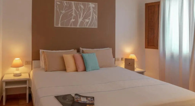 SantAndrea, Rezervați Hotel Hoteluri în Emerald Coast cu piscină, Piscină