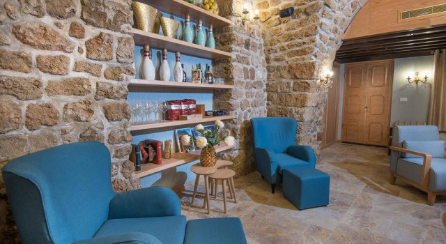 Zarqa Luxury Suites - Couples Only