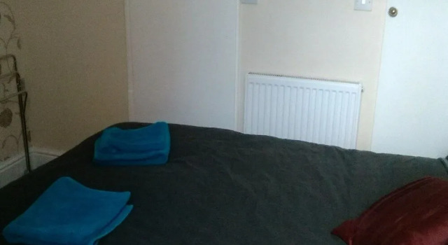 leedshouse guest house, Забронировать Отель Отели Англии 3 звезды, 3*