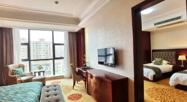 Семейный люкс с 2 комнатами Zhoushan Yuansheng Hotel
