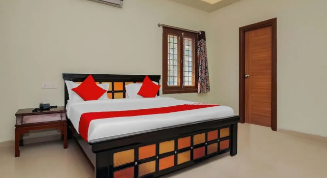 OYO 22474 Neon Homes, Rezerwuj Hotel Banjara Hills 