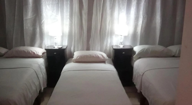Hostal Manzzanares, Rezervasyon Otel Camagüey otoparklı oteller, Otopark