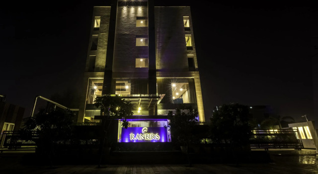 Hotel Ranbirs
