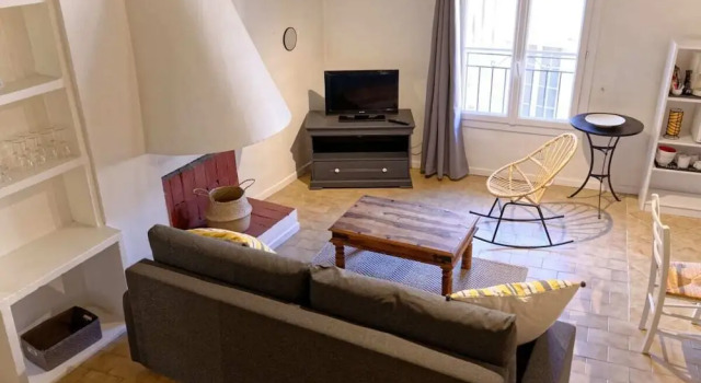 Granet Private Duplex Apartment, Rezerwuj Apartament Aix-en-Provence Carros
