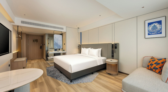 Двухместный номер Standard с балконом Holiday Inn Express Beijing Lize Business District by IHG