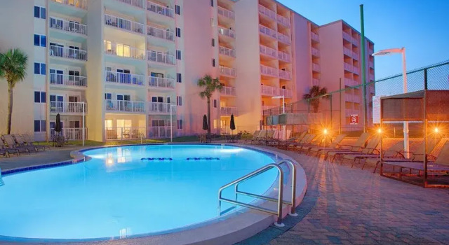Gulf Shore Condo #307 - 2 Br condo by RedAwning, Book Lejlighed Destin Emerald Coast