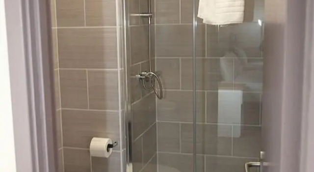 Трёхместный номер Standard Liberal House Tamworth