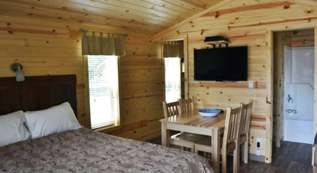 Toronto West KOA, Varaa Hotelli  
