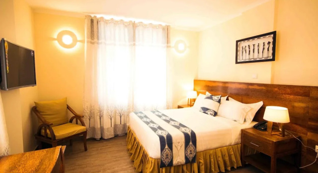 Номер Standard Antique Legacy Hotel