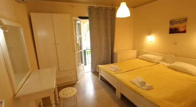 Семейные апартаменты с балконом и с видом на сад Paradise Sea View Pool Apartments Moraitika