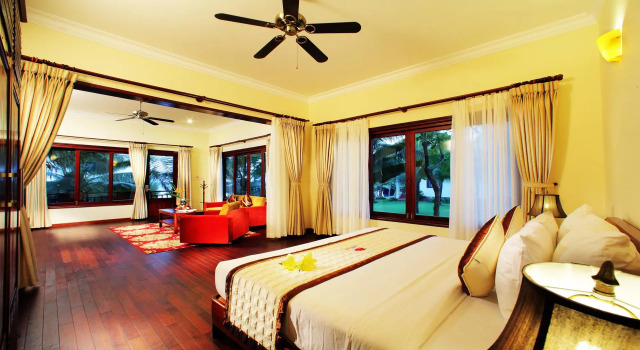 Вилла рядом с пляжем Golden Coast Resort & Spa
