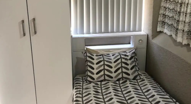 Семейные апартаменты с 2 комнатами Amies Self-catering Apartments