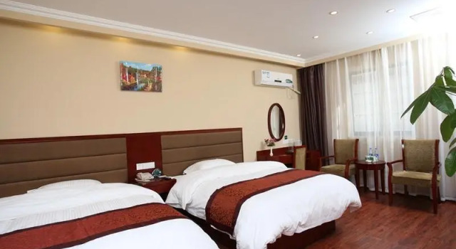 Двухместный номер Superior GreenTree Inn KunShan Lujia Town Furong Road Express Hotel