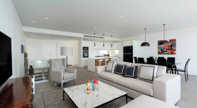 Luxury Sea View Pool Villa L at UniQue Residences, Забронировать Вилла Отели Южного Таиланда с парковкой, Парковка