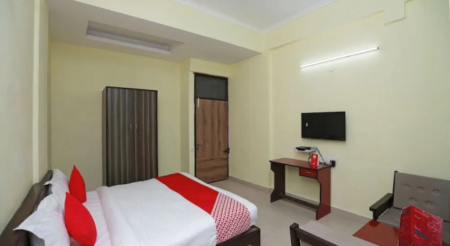Oyo 29537 Hotel Haveli, Забронировать Отель Манесар 
