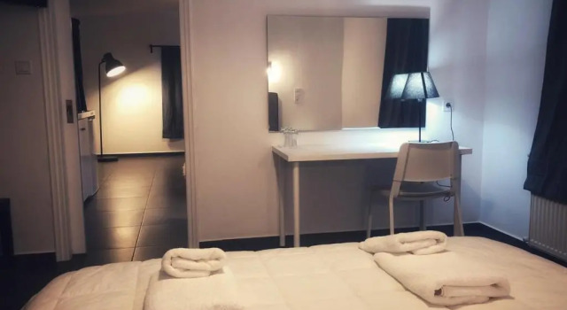 Полулюкс Leonidaion Guesthouse