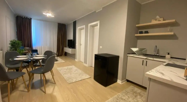 EM03- Apartament 2 camere luxury, Rezerwuj Apartament Hotele w Carpathians - Romania z parkingiem, Parking