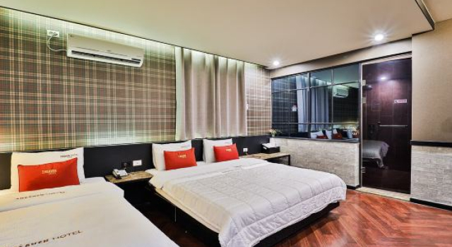 Royal Suite Toheaven hotel