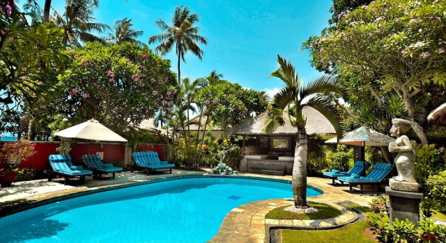 Вилла с 3 комнатами The Villas by Puri Mas Boutique Resort
