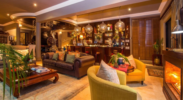 Alexander Guest House, Book Hotel SPA-hoteller i Knysna, SPA