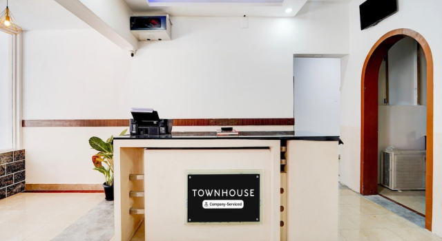 Коттедж Townhouse Deshabhimani Road Kaloor Kochi