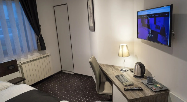 Camera Business Log In Rooms