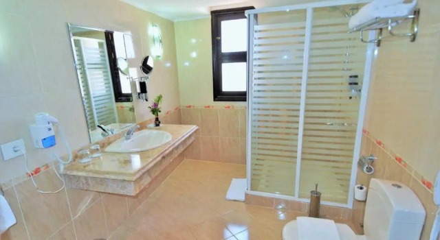 Одноместный номер Standard Rohanou Beach Resort
