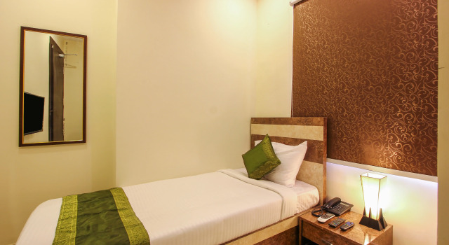 Номер Economy Treebo Address Inn, Banjara Hills
