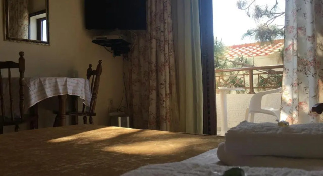 Студия Chris Studios & Apartments
