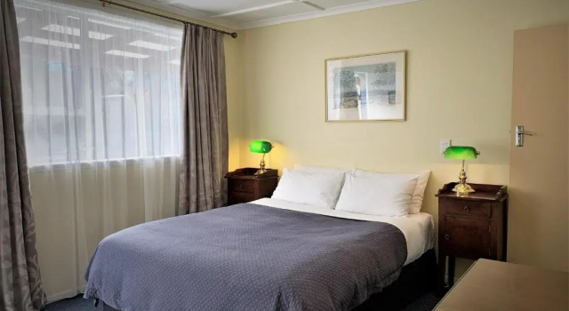 Люкс с 2 комнатами Tongariro Crossing Lodge