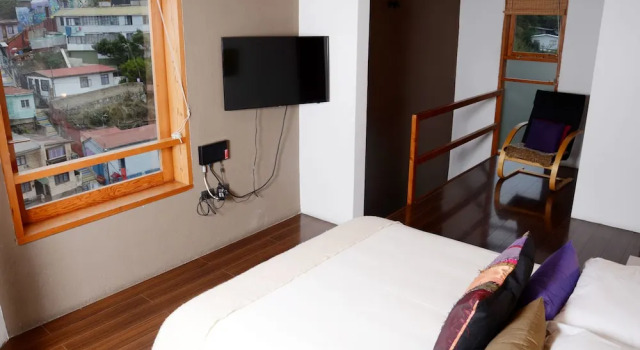 Hotel Cirilo Armstrong, Забронировать Отель Отели Вальпараисо с завтраком, рядом с Yuguslavo Walk, Завтраки