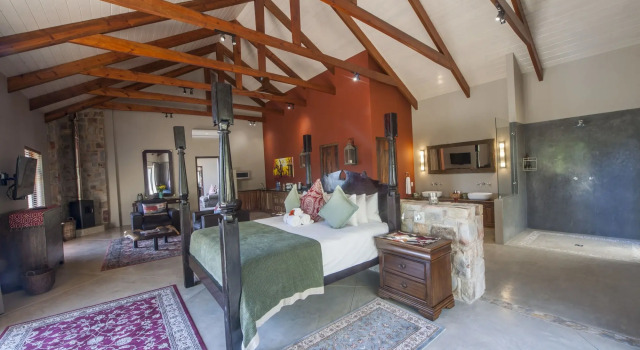 Tamodi Lodge and Stables