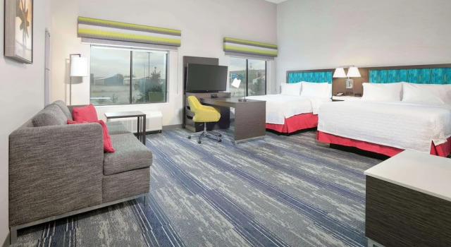 Четырёхместный люкс Hampton Inn & Suites Dalhart