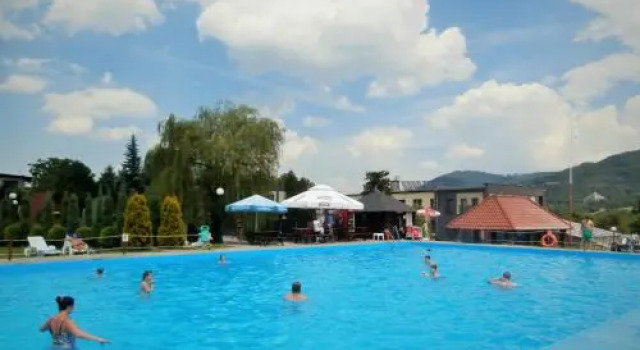 Centrum Szkoleniowo-Rekreacyjnego Park Poniwiec, Book Hotel SPA-hoteller i Ustroń, SPA