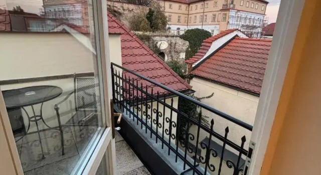 Двухместный номер Deluxe LH Hotel Golden Wheel
