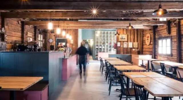Haapala B&B, Rezervovat Penzión se snídaní Hotely v Sotkamo s parkováním, Parkování