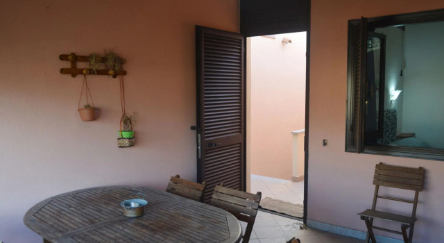 Apartment in the center of San Teodoro, 5 minutes walk from the center and 5 minutes walk from the C-Appartamento degli Ulivi