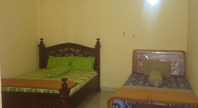 Wisma Dhana, Book Hotel Praya Lombok