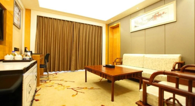 Century Garden Hotel, Buchen Sie Hotel Qujing Yunnan