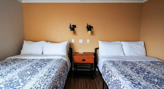 Четырёхместный номер Premium с видом на горы Astoria Hotel